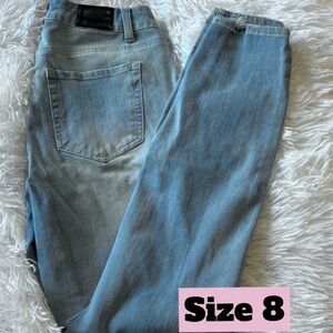 Aeropostale ripped skinny jeans